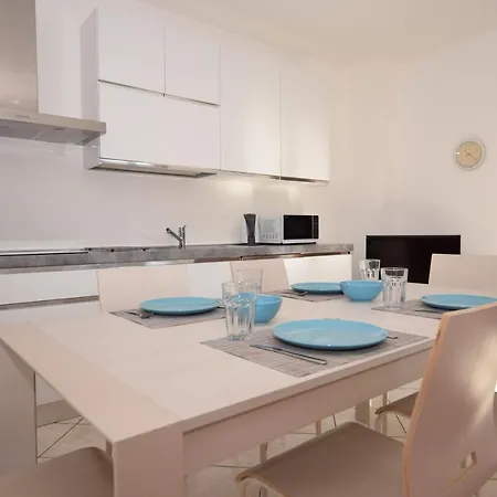 Ciliegio Apartment *