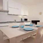 Ciliegio Apartment *