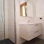 Ciliegio Apartment *